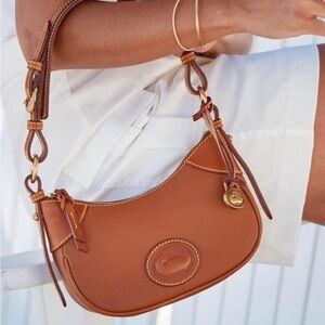 ISO!!! ISO!! Dooney and Bourke Demi 3.0!! PLEASE HELP!!